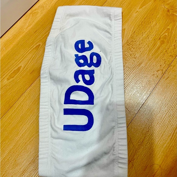 Tailgate Tees by Gabby UD Bandeau, University of Delaware Game Day! - Picture 2 of 4